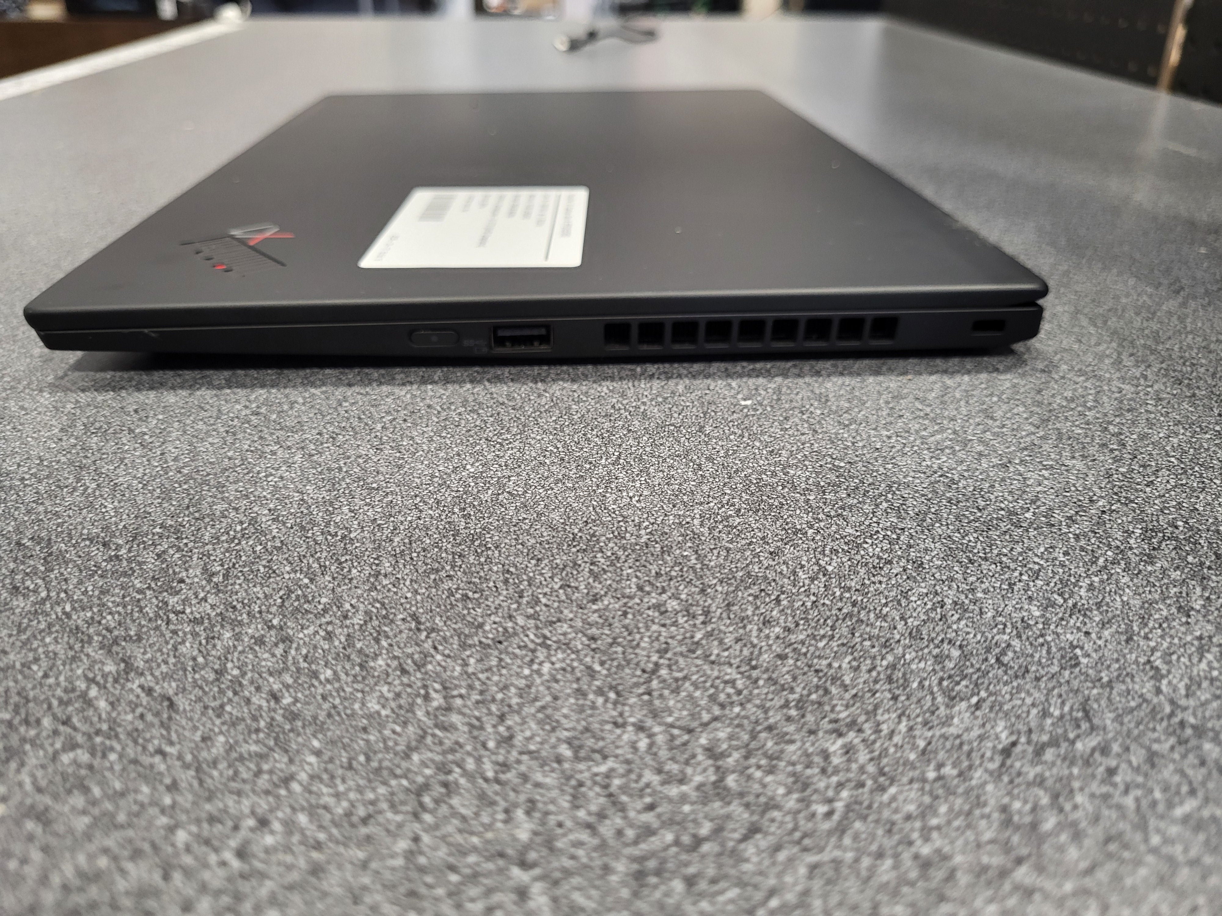 Refurbished (Fair) - Lenovo ThinkPad X1 Carbon 8th Gen 14" Ultrabook - Black (Intel i5-10310U / 16 GB RAM / 256 GB SSD / Windows 11 Pro)